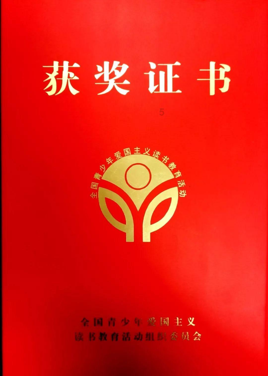 小猫钓鱼游戏龙王版有船