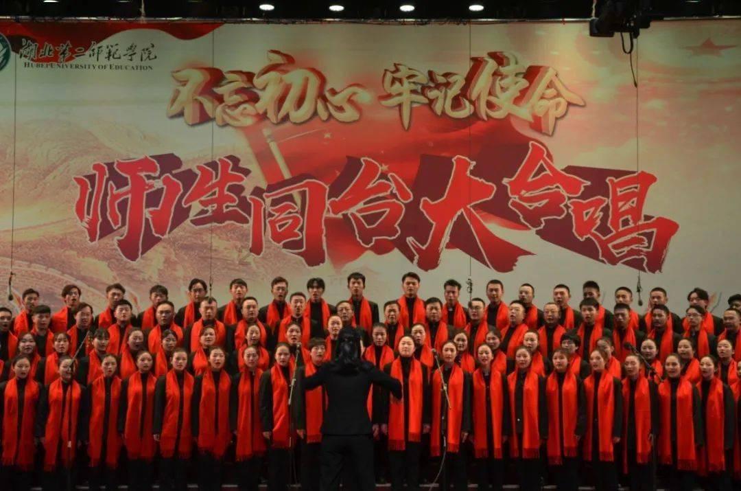 可爱女孩当管家